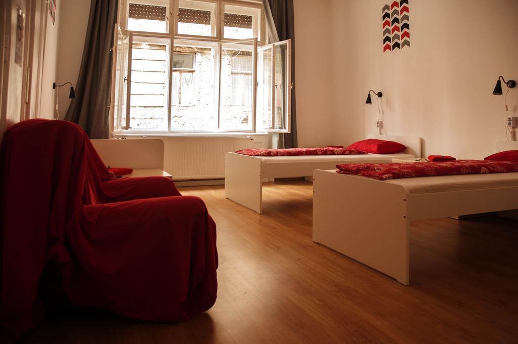 2Night Hostel Boedapest Buitenkant foto