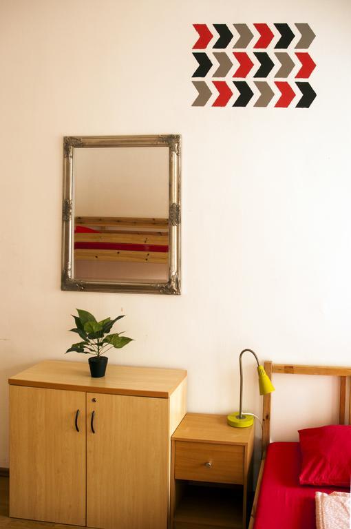 2Night Hostel Boedapest Buitenkant foto